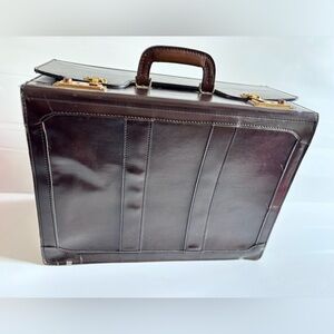 Vintage Brown Leather Briefcase Attache Case Brass Hardware 16”